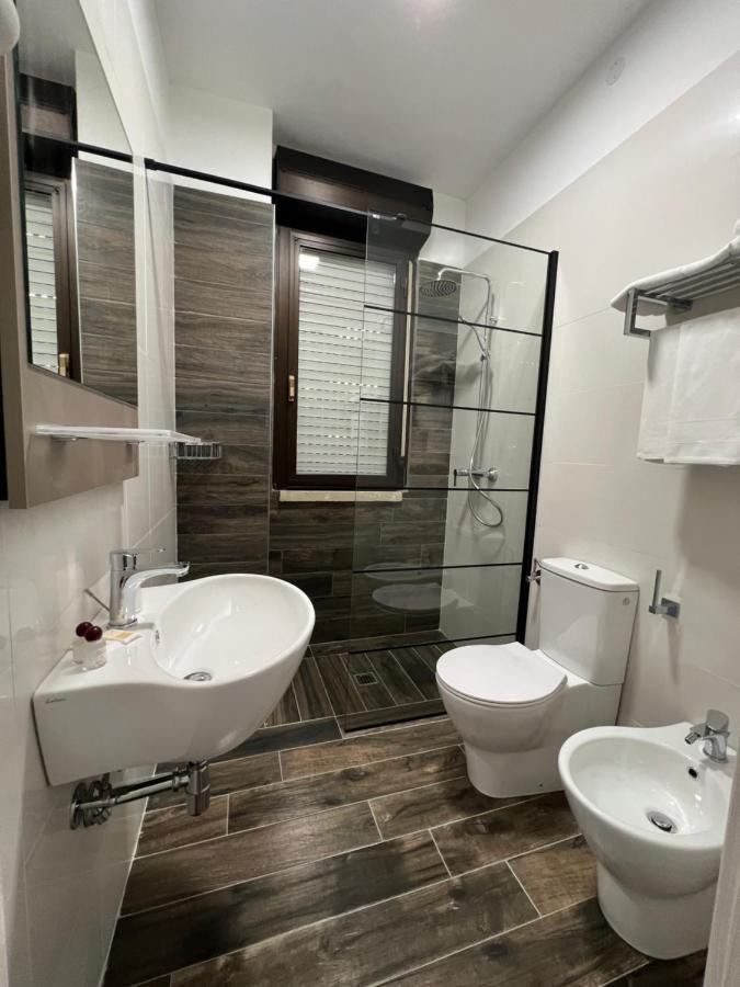Tiby Hotel Modena Buitenkant foto