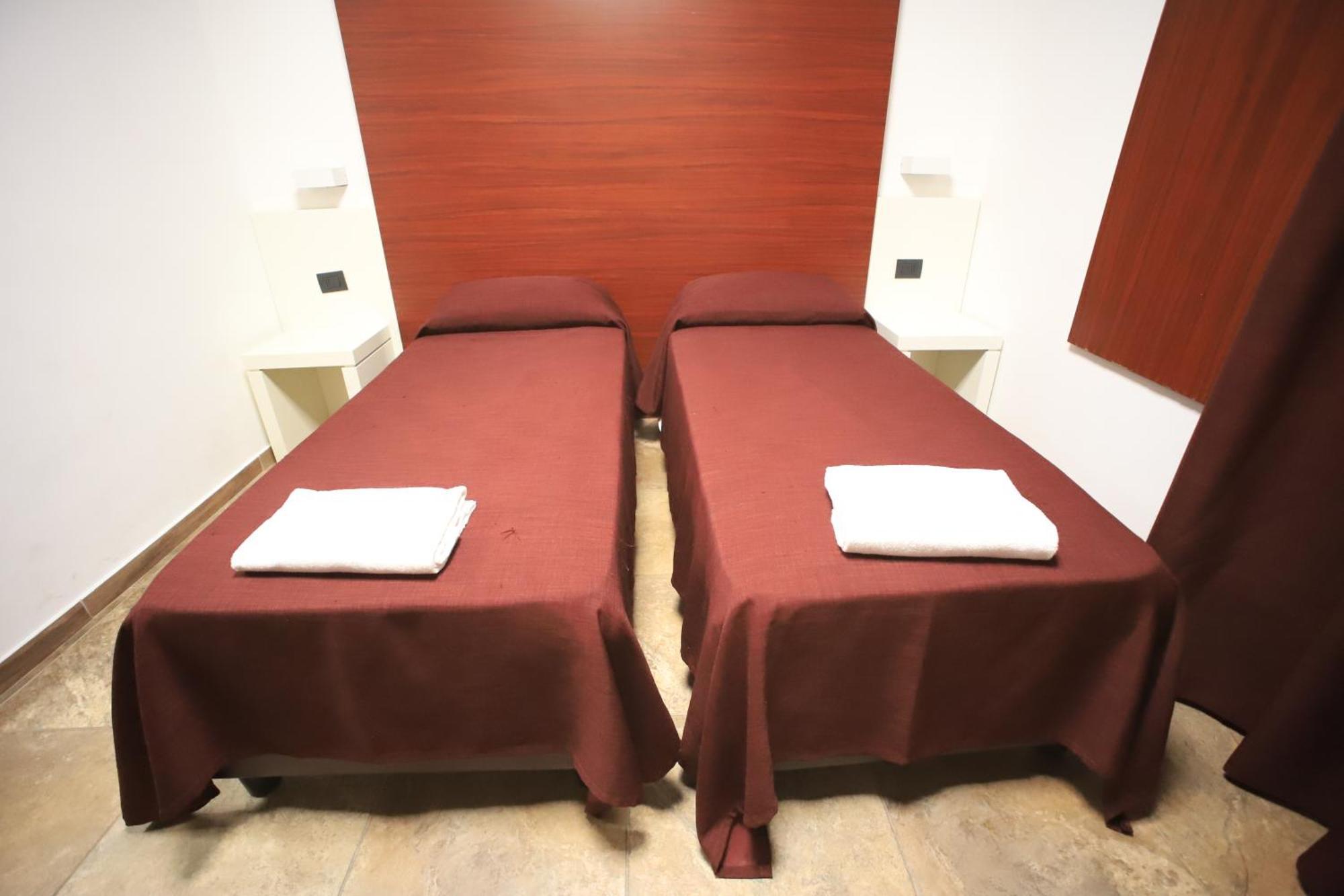 Tiby Hotel Modena Buitenkant foto