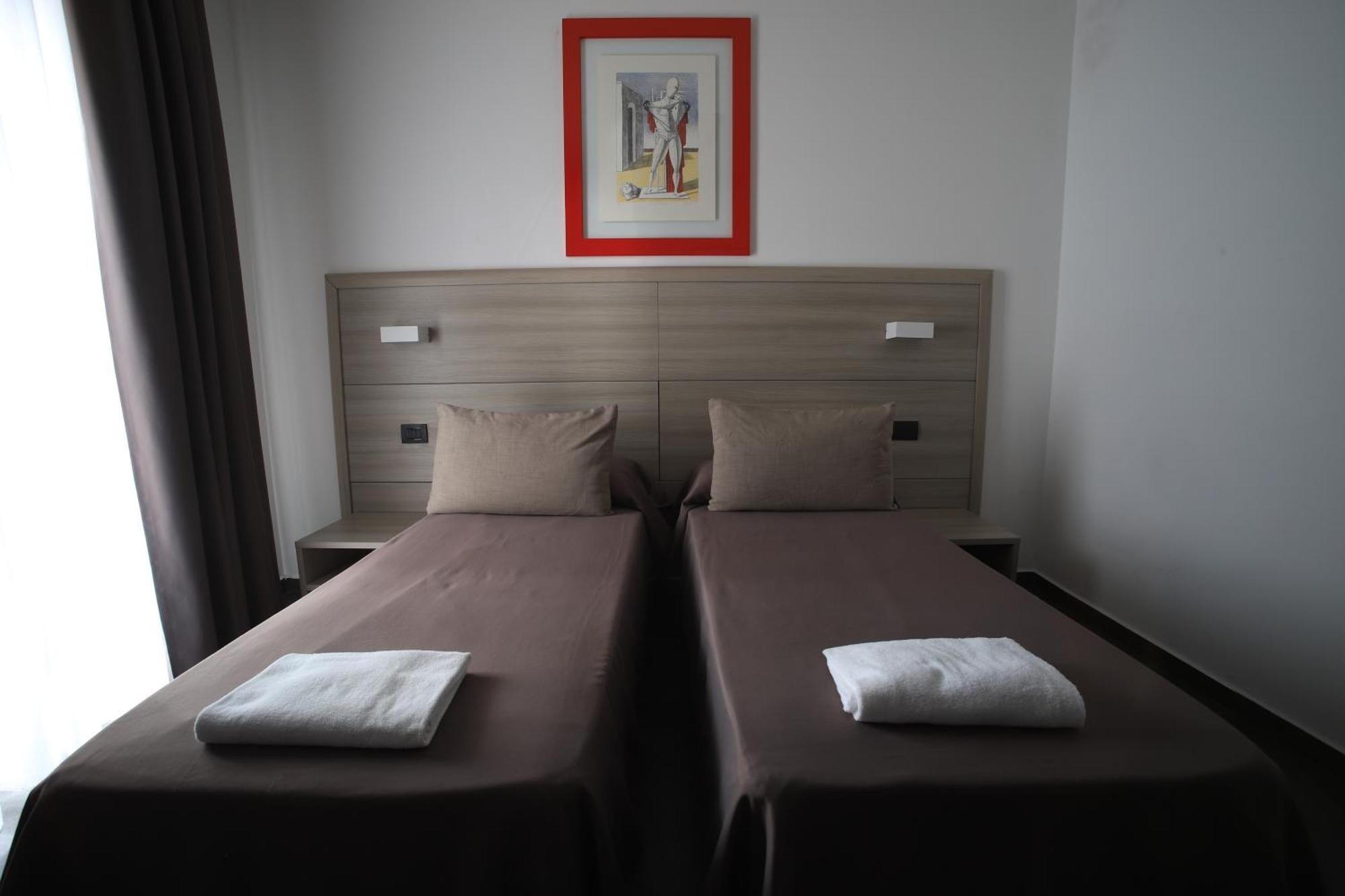 Tiby Hotel Modena Buitenkant foto