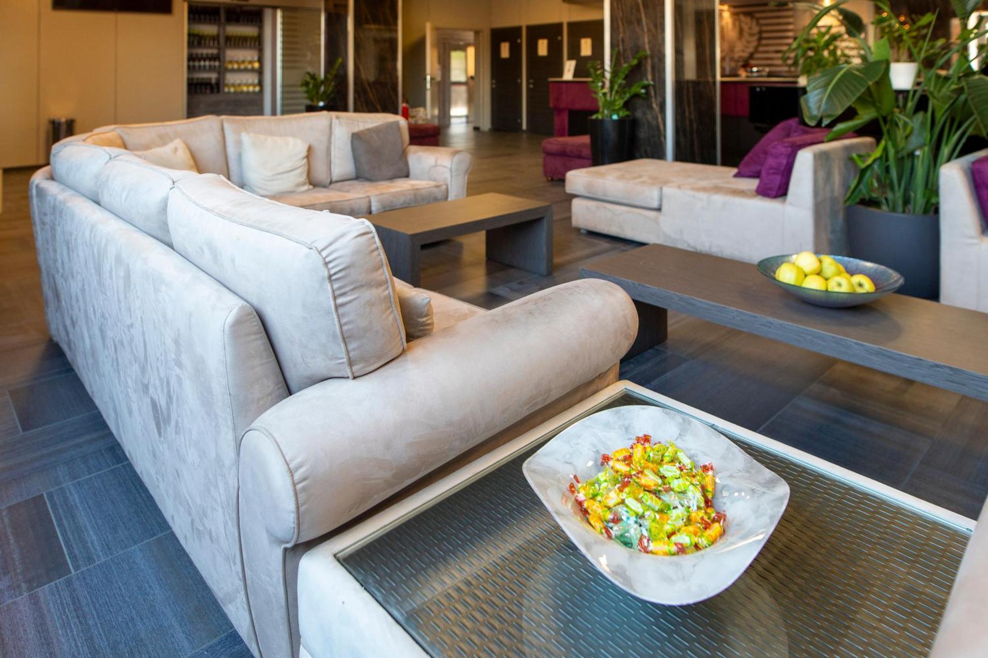 Tiby Hotel Modena Buitenkant foto