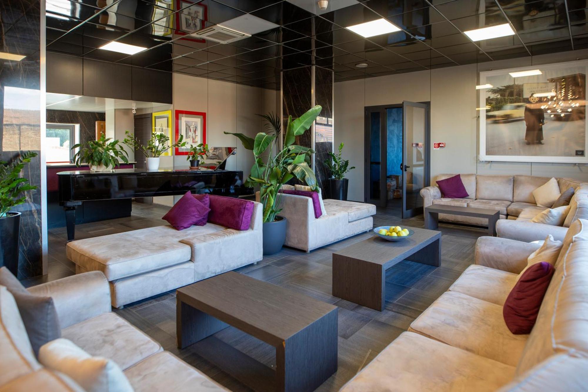 Tiby Hotel Modena Buitenkant foto