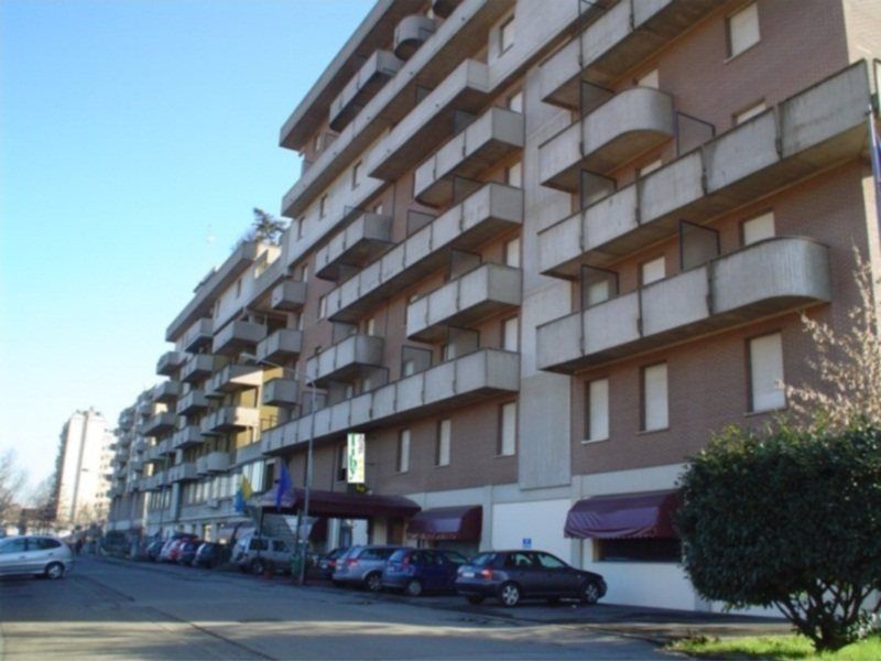 Tiby Hotel Modena Buitenkant foto